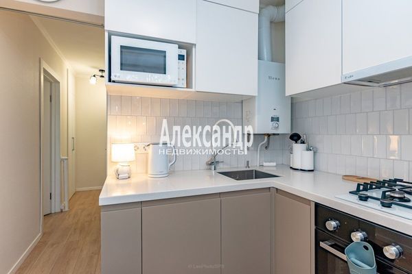 Продам двухкомнатную (2-комн.) квартиру, Ленсовета ул, 89, Санкт-Петербург г
