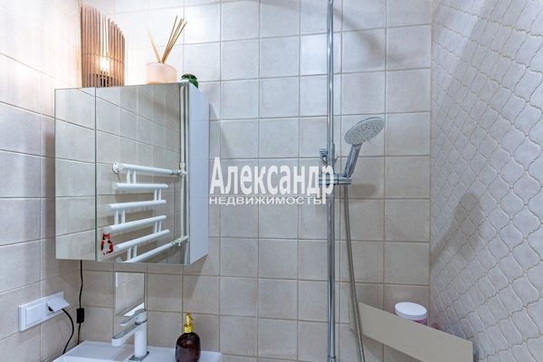 Продам двухкомнатную (2-комн.) квартиру, Ленсовета ул, 89, Санкт-Петербург г