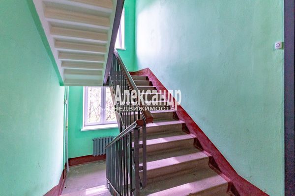 Продам двухкомнатную (2-комн.) квартиру, Ленсовета ул, 89, Санкт-Петербург г