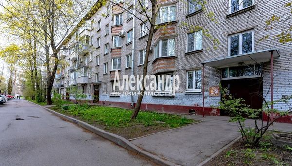 Продам двухкомнатную (2-комн.) квартиру, Ленсовета ул, 89, Санкт-Петербург г