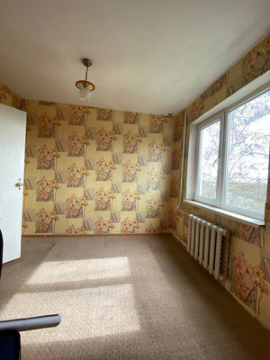 Продам трехкомнатную (3-комн.) квартиру, им. Васильченко В.Т. ул, 16, Лорис п