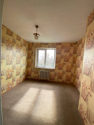 Продам трехкомнатную (3-комн.) квартиру, им. Васильченко В.Т. ул, 16, Лорис п