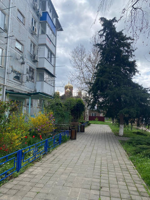 Продам трехкомнатную (3-комн.) квартиру, им. Васильченко В.Т. ул, 16, Лорис п
