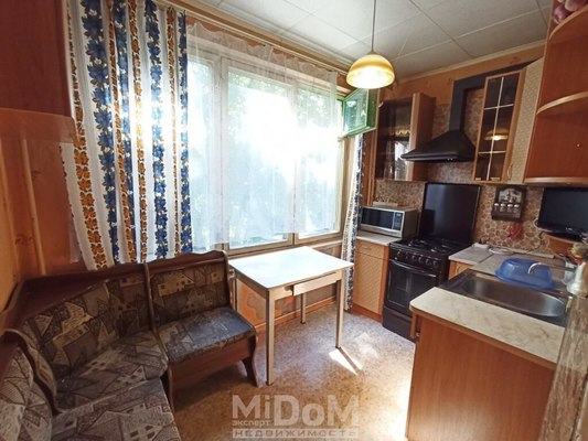 Продам трехкомнатную (3-комн.) квартиру, Ольги Форш ул, 3, Санкт-Петербург г