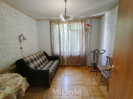 Продам трехкомнатную (3-комн.) квартиру, Ольги Форш ул, 3, Санкт-Петербург г