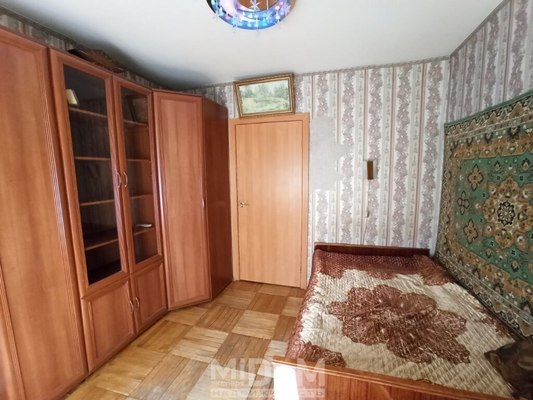 Продам трехкомнатную (3-комн.) квартиру, Ольги Форш ул, 3, Санкт-Петербург г