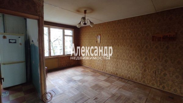 Продам многокомнатную квартиру, Дачный пр-кт, 5к4, Санкт-Петербург г