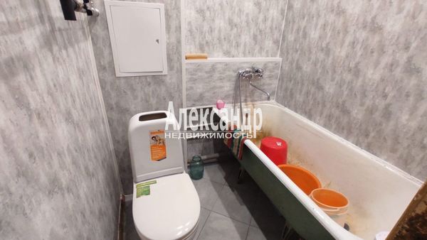 Продам многокомнатную квартиру, Дачный пр-кт, 5к4, Санкт-Петербург г