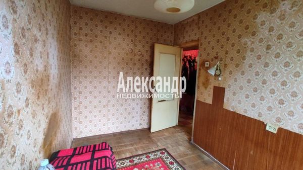 Продам многокомнатную квартиру, Дачный пр-кт, 5к4, Санкт-Петербург г