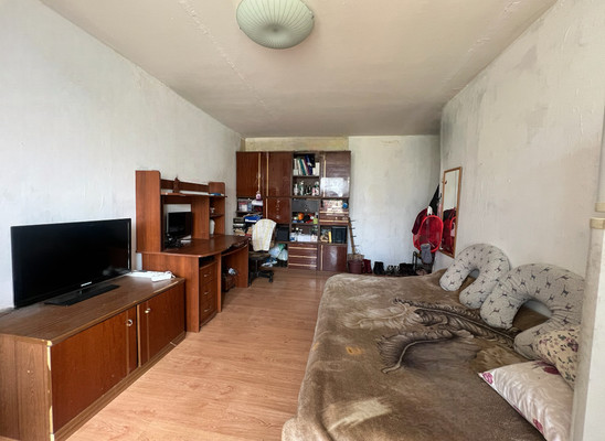 Продам трехкомнатную (3-комн.) квартиру, Чертановская ул, 21к2, Москва г