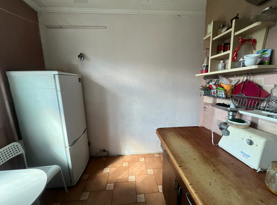 Продам трехкомнатную (3-комн.) квартиру, Чертановская ул, 21к2, Москва г