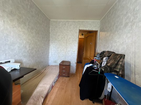 Продам трехкомнатную (3-комн.) квартиру, Чертановская ул, 21к2, Москва г