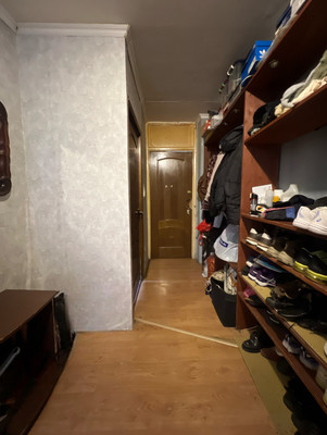 Продам трехкомнатную (3-комн.) квартиру, Чертановская ул, 21к2, Москва г