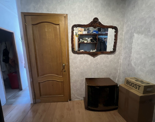 Продам трехкомнатную (3-комн.) квартиру, Чертановская ул, 21к2, Москва г