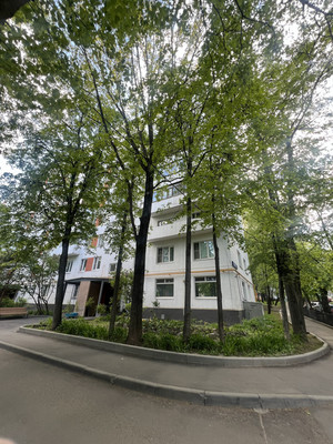 Продам трехкомнатную (3-комн.) квартиру, Чертановская ул, 21к2, Москва г