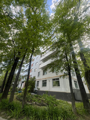 Продам трехкомнатную (3-комн.) квартиру, Чертановская ул, 21к2, Москва г