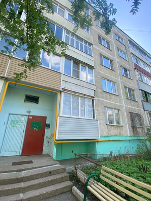 Продам двухкомнатную (2-комн.) квартиру, Электроизолятор тер. СНТ, 24, Электроизолятор п