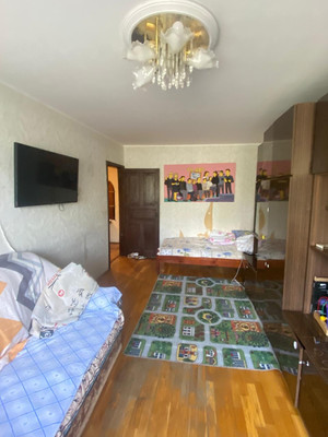 Продам двухкомнатную (2-комн.) квартиру, Электроизолятор тер. СНТ, 24, Электроизолятор п