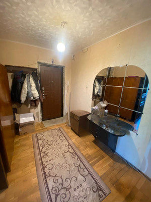 Продам двухкомнатную (2-комн.) квартиру, Электроизолятор тер. СНТ, 24, Электроизолятор п