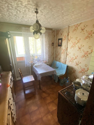 Продам двухкомнатную (2-комн.) квартиру, Электроизолятор тер. СНТ, 24, Электроизолятор п