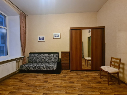 Сдам комнату в 7-комн. квартире, Киевская ул, 16, Санкт-Петербург г