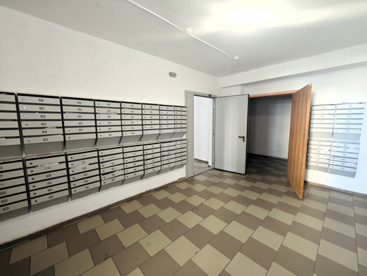 Продам трехкомнатную (3-комн.) квартиру, Ленина пр-кт, 52, Новороссийск г