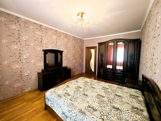 Продам двухкомнатную (2-комн.) квартиру, Вербовая ул, 9, Новороссийск г