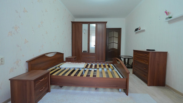Продам трехкомнатную (3-комн.) квартиру, Родосская ул, 1, Ставрополь г
