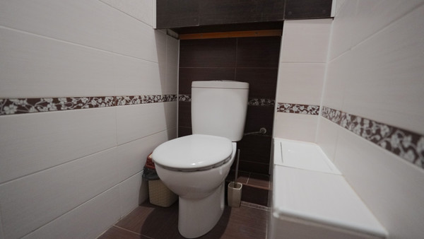 Продам трехкомнатную (3-комн.) квартиру, Родосская ул, 1, Ставрополь г