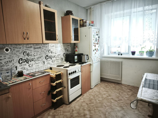 Продам однокомнатную (1-комн.) квартиру, Светлогорская ул, 23, Красноярск г
