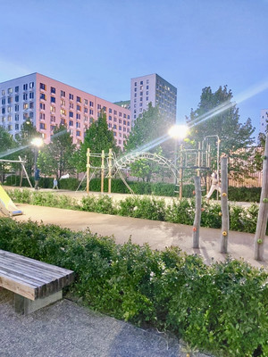 Продам трехкомнатную (3-комн.) квартиру (долевое), Новомосковская ул, Москва г