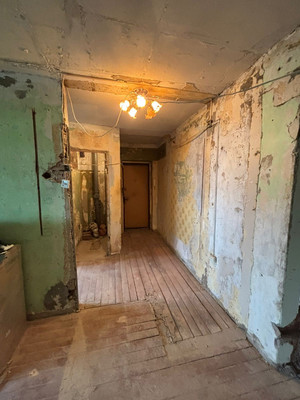 Продам двухкомнатную (2-комн.) квартиру, Александра Корсунова пр-кт, 11, Великий Новгород г