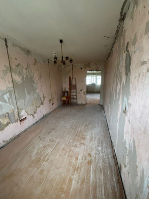 Продам двухкомнатную (2-комн.) квартиру, Александра Корсунова пр-кт, 11, Великий Новгород г