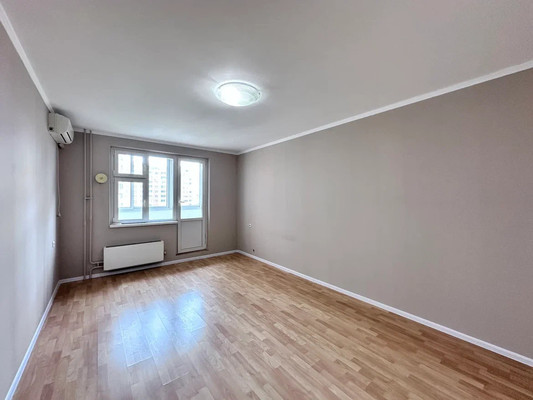 Продам однокомнатную (1-комн.) квартиру, Грекова ул, 11, Москва г