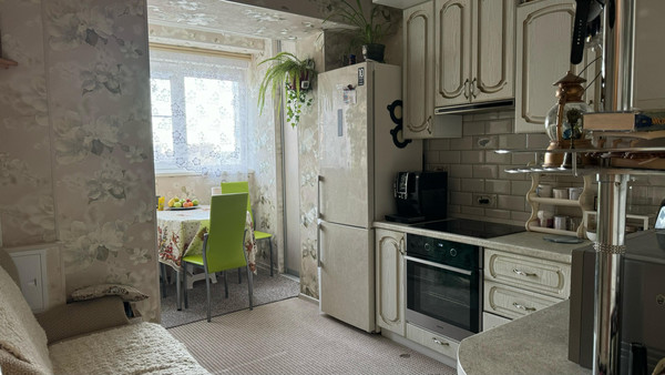 Продам однокомнатную (1-комн.) квартиру, Чекистов пр-кт, 42, Краснодар г