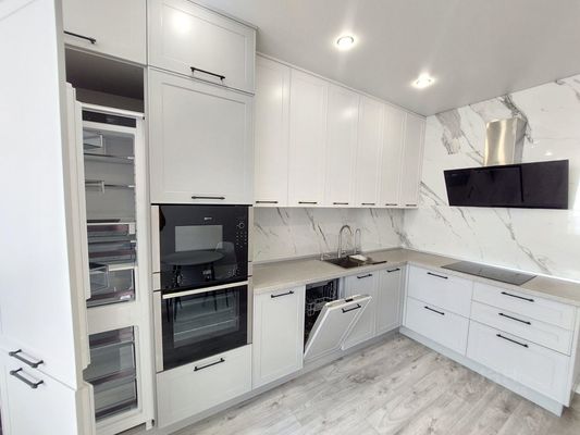 Продам трехкомнатную (3-комн.) квартиру, Гвардейский пер, 13, Ростов-на-Дону г