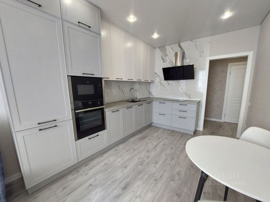 Продам трехкомнатную (3-комн.) квартиру, Гвардейский пер, 13, Ростов-на-Дону г
