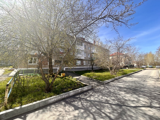 Продам двухкомнатную (2-комн.) квартиру, Культуры ул, 1, Полазна пгт