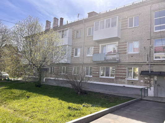 Продам двухкомнатную (2-комн.) квартиру, Культуры ул, 1, Полазна пгт