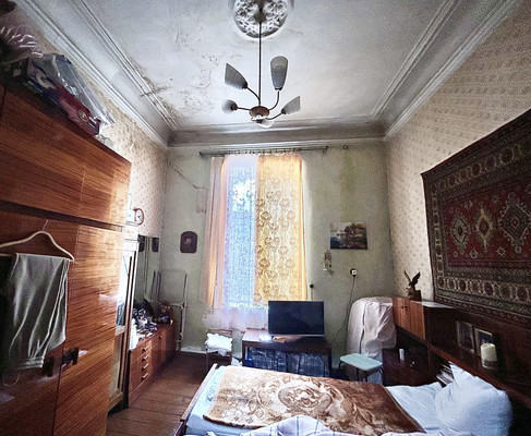Продам двухкомнатную (2-комн.) квартиру, Киевская ул, 62, Симферополь г