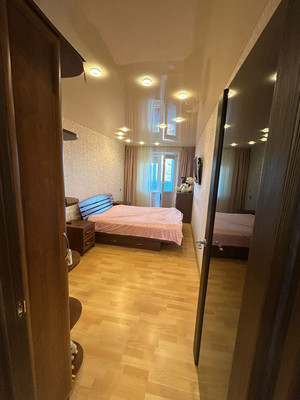 Продам трехкомнатную (3-комн.) квартиру, Капитана Орликовой ул, 53, Мурманск г