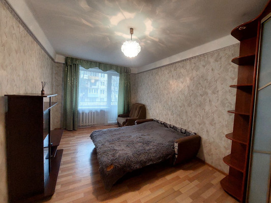 Продам однокомнатную (1-комн.) квартиру, Витебский пр-кт, 33к3, Санкт-Петербург г
