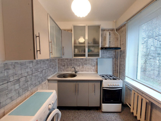 Продам однокомнатную (1-комн.) квартиру, Витебский пр-кт, 33к3, Санкт-Петербург г