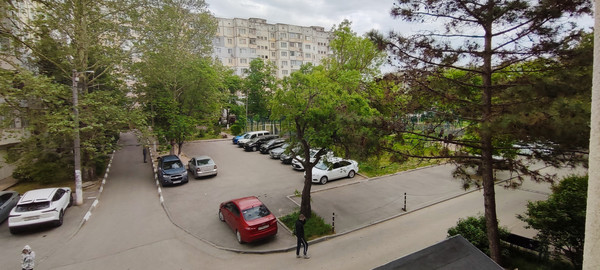 Продам однокомнатную (1-комн.) квартиру, Кечкеметская ул, 188, Симферополь г