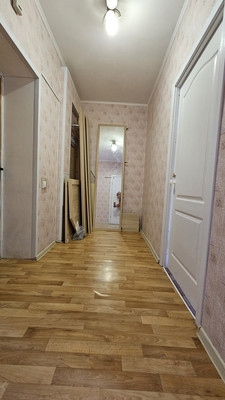 Продам однокомнатную (1-комн.) квартиру, Свердлова ул, 5, Октябрьский г