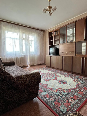 Продам двухкомнатную (2-комн.) квартиру, Мира пр-кт, 24, Волгодонск г