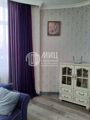 Продам двухкомнатную (2-комн.) квартиру, Садовая ул, 4, Звенигород г