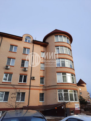 Продам двухкомнатную (2-комн.) квартиру, Садовая ул, 4, Звенигород г