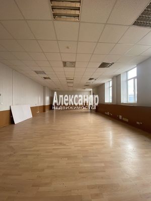 Сдам коммерческое помещение 138 м2, Стачек пр-кт, 47к2, Санкт-Петербург г