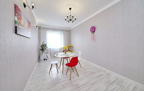 Продам комнату в 7-комн. квартире, Курляндская ул, 32А, Санкт-Петербург г